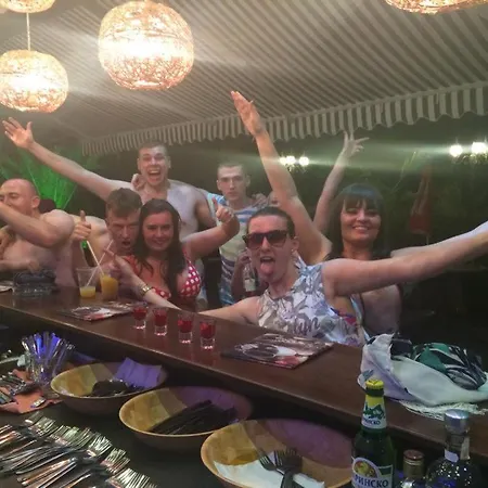 מלון דירות Бахами Резиденс